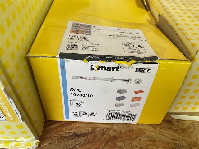 10 dozen nagelpluggen; bouten; schroeven op riem - afbeelding 4 van  9