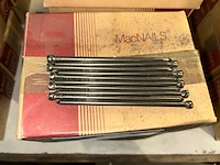 10 dozen nagels - afbeelding 1 van  4