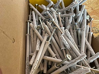 10 dozen pluggen; nagelpluggen - afbeelding 6 van  9