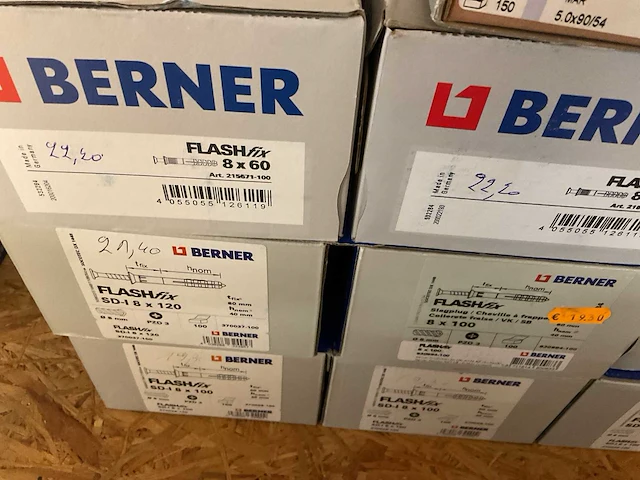 10 dozen schroeven; nagelpluggen - afbeelding 2 van  4
