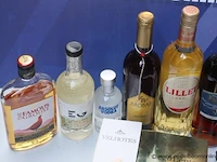 10 flessen sterke dranken - afbeelding 2 van  4