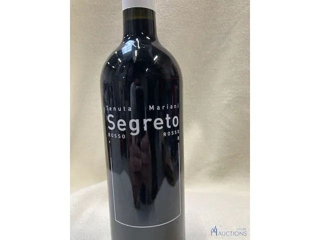 10 flessen tenuta mariani segreto rosso - afbeelding 1 van  4