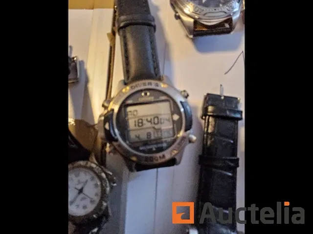 10 horloges (ref15) - afbeelding 9 van  10