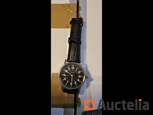10 horloges (ref16) - afbeelding 1 van  11