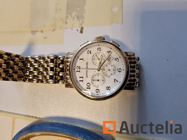 10 horloges (ref19) - afbeelding 1 van  11