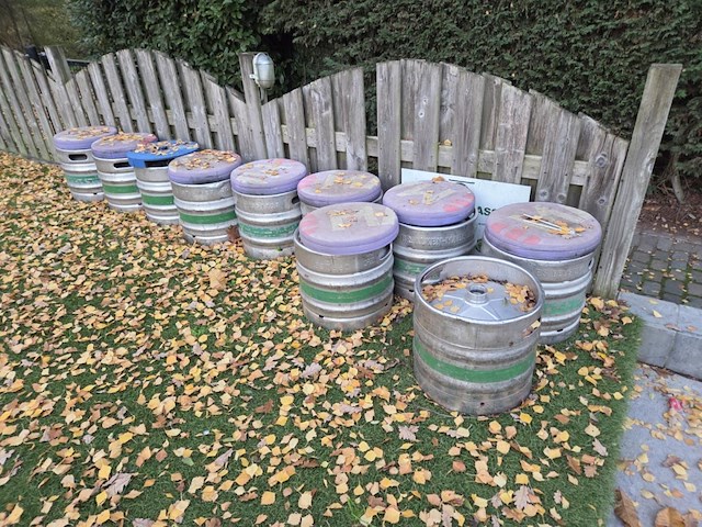 10 kleine lege vaten - afbeelding 1 van  3