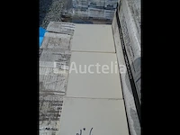 10 m² beige tegels - afbeelding 1 van  4