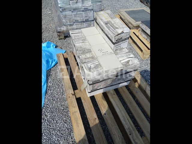 10 m² beige tegels - afbeelding 2 van  4
