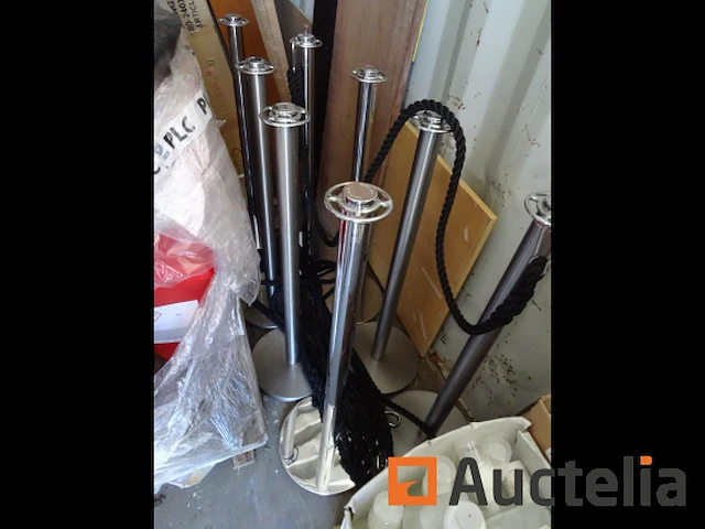 10 metalen voetjes met 7 touwen (met karabijnhaken) - afbeelding 1 van  10