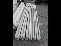 10 palen en 46 betonplaten - afbeelding 9 van  9