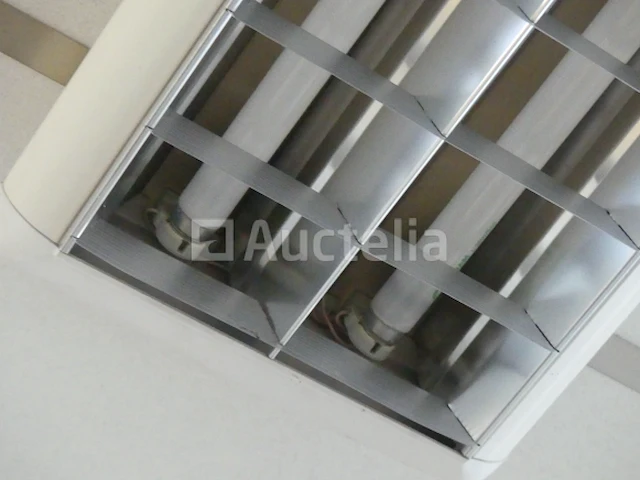 10 plafondlampen - afbeelding 3 van  4