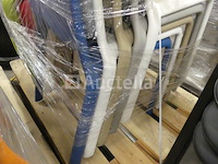 10 plastic stoelen - afbeelding 4 van  4