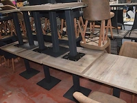 10 resto tafels metalen onderstel, 30 resto stoelen imitatie leder, 2 barkrukken imitatie leder (6,7,8,9) - afbeelding 2 van  14