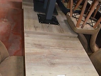 10 resto tafels metalen onderstel, 30 resto stoelen imitatie leder, 2 barkrukken imitatie leder (6,7,8,9) - afbeelding 3 van  14