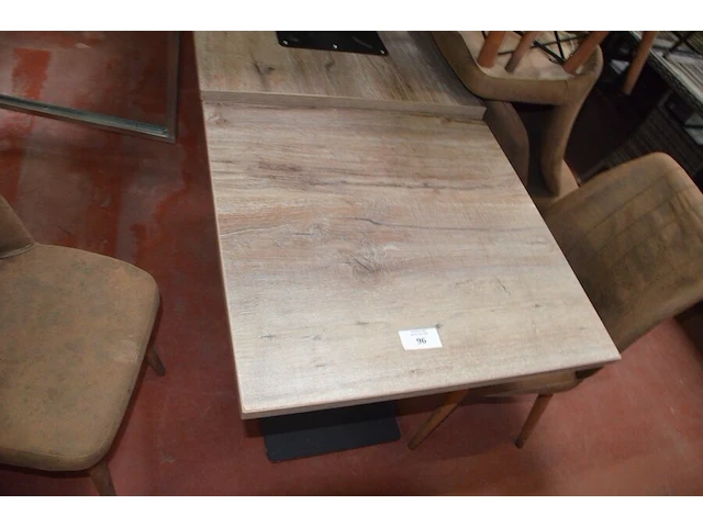 10 resto tafels metalen onderstel, 30 resto stoelen imitatie leder, 2 barkrukken imitatie leder (6,7,8,9) - afbeelding 5 van  14