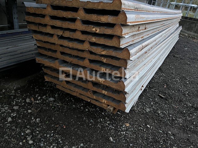 10 sandwich panelen - afbeelding 1 van  4