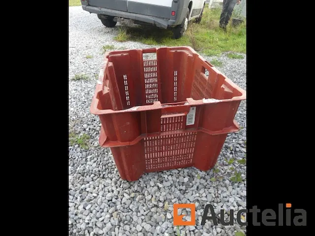10 stapelbare plastic bakken - afbeelding 1 van  6