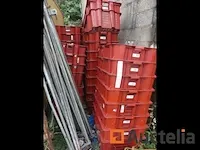 10 stapelbare plastic bakken - afbeelding 5 van  6