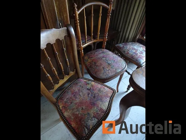 10 stoelen, 1 tafel - afbeelding 2 van  7