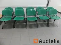 10 stoelen stapelbare