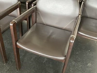 10 stoelen - afbeelding 4 van  5