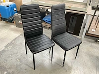 10 stoelen - afbeelding 1 van  6