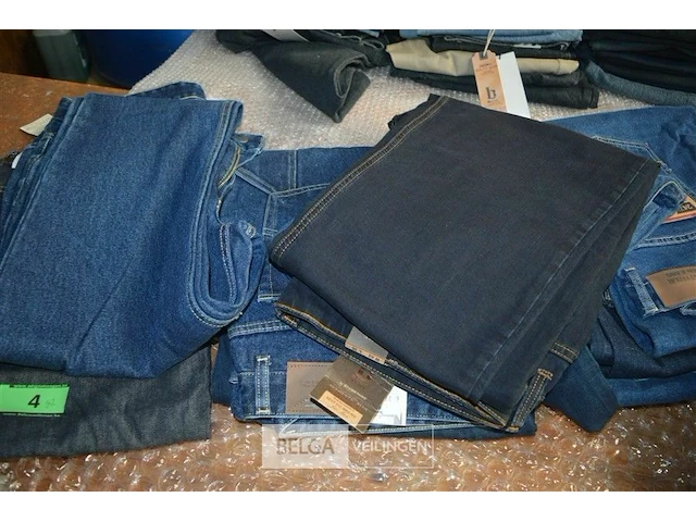 10 stuks jeans/broeken maat 42 - afbeelding 3 van  4