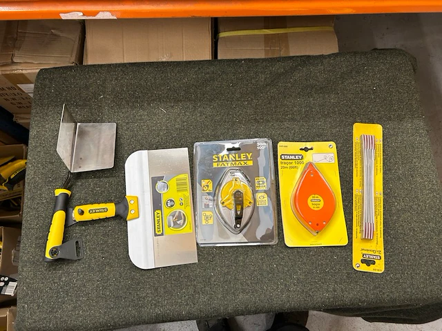 10 stuks stanley gereedschap - afbeelding 1 van  4