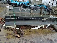 10 stuks zwart granieten platen voor tuinschermen en lage muurtjes gebrand en geborsteld met lijnen 1 zijde afgewerkt afm. 220x60x3 - afbeelding 3 van  5