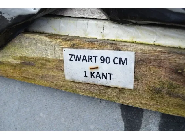 10 stuks zwart granieten platen voor tuinschermen en lage muurtjes gebrand en geborsteld met lijnen 1 zijde afgewerkt afm. 220x90x3 - afbeelding 5 van  5