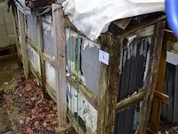 10 stuks zwart granieten platen voor tuinschermen en lage muurtjes gebrand en geborsteld met lijnen 1 zijde afgewerkt afm. 220x90x3
