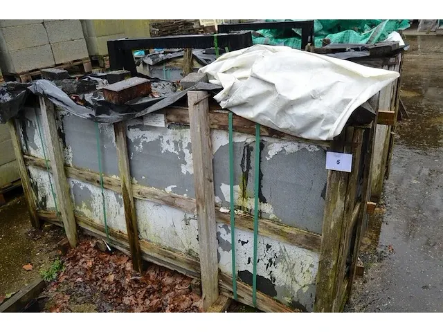 10 stuks zwart granieten platen voor tuinschermen en lage muurtjes gebrand en geborsteld met lijnen 1 zijde afgewerkt afm. 220x90x3 - afbeelding 3 van  5