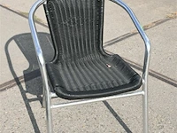 10 terras stoelen met rieten zit en alu poten - afbeelding 3 van  4