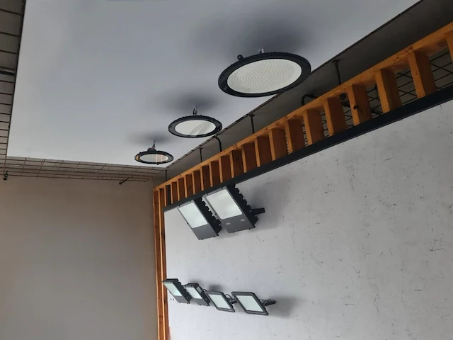 10 x 100w 6500k led ufo highbay slim waterdicht - afbeelding 6 van  7