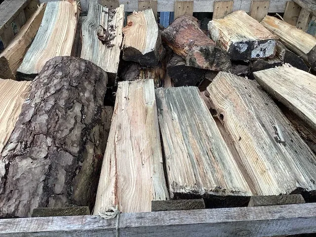 10 x 1,2 kuub gemengd hout excl box - afbeelding 1 van  2