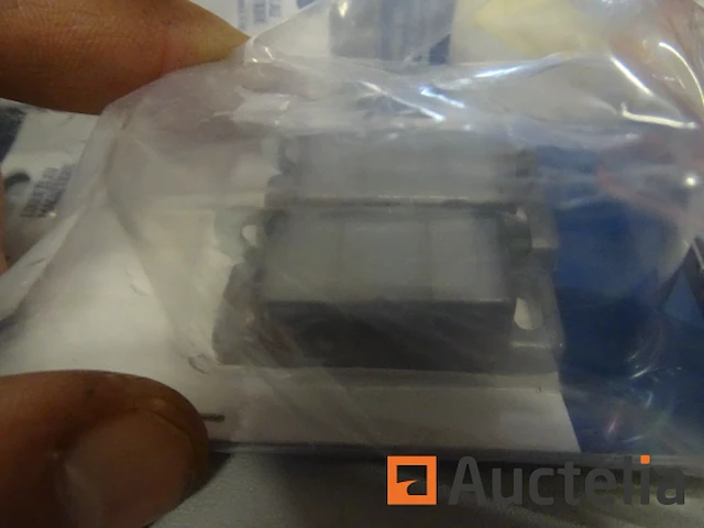 10 x 4 kg handson magneten - afbeelding 1 van  5