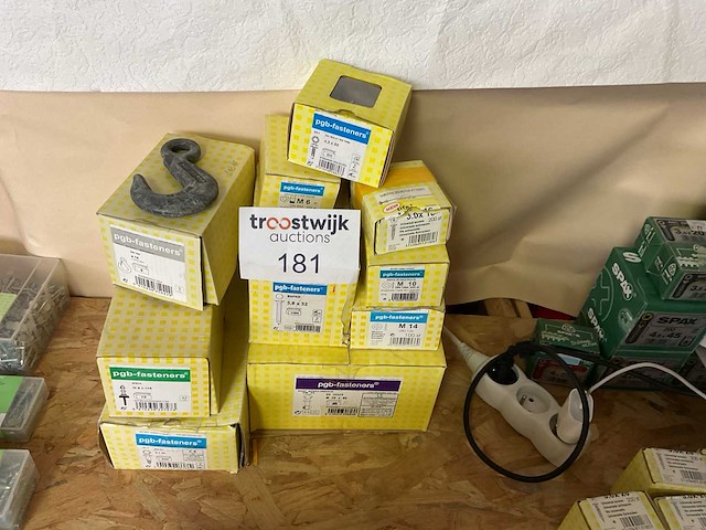 10 x dozen bevestigingsmaterialen - afbeelding 1 van  8