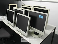10 x fujitsu monitor - afbeelding 1 van  7