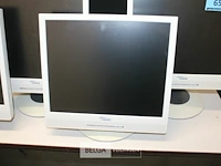 10 x fujitsu monitor - afbeelding 2 van  7