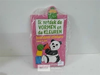 10 x kinderboek ik ontdek de vormen en kleuren met stickers - afbeelding 1 van  3