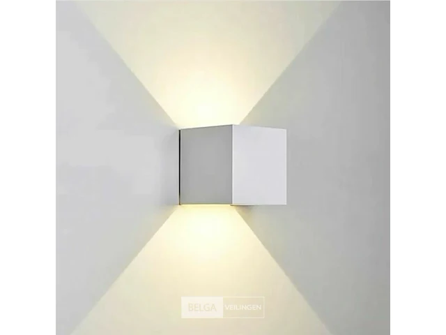 10 x led wandlamp - bidirectioneel - kubus (sw-2312-2) - 10w warm wit - afbeelding 1 van  6