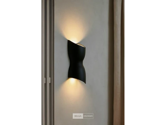 10 x led wandlamp torsvorm – 2 x 5w – 3500k neutraal wit – zwart – ip54 (sw-159) - afbeelding 1 van  5