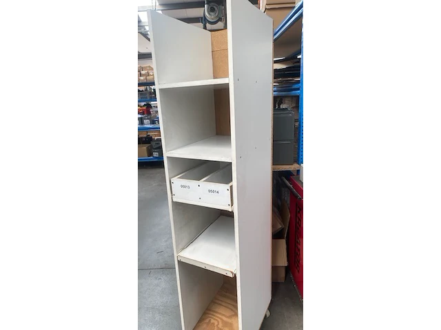 10 x magazijnkasten - hoogte : +/- 180 cm. breedte : 38 cm. diepte : 50 cm. - afbeelding 2 van  6