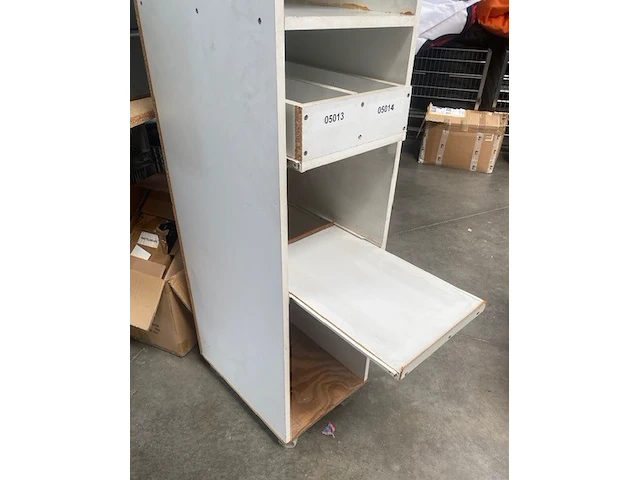 10 x magazijnkasten - hoogte : +/- 180 cm. breedte : 38 cm. diepte : 50 cm. - afbeelding 5 van  6