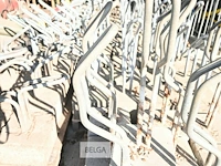 10 x metalen fietsrek met betonblok - afbeelding 3 van  4