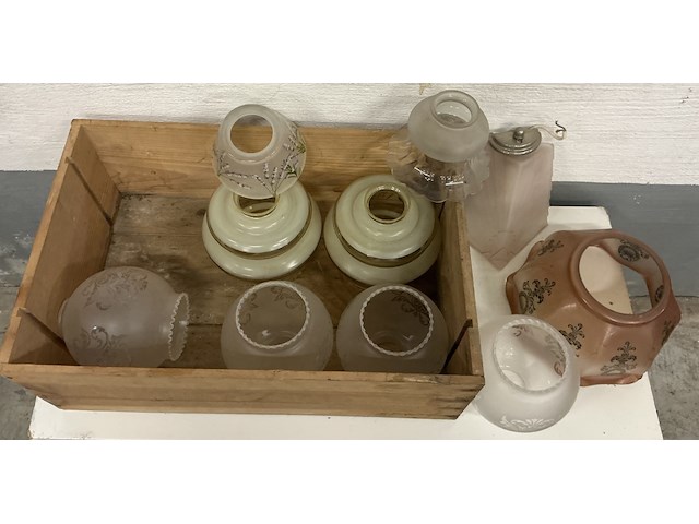 10 x oude glazen lampenkapjes, verschillende modellen - 1 lot - afbeelding 2 van  2