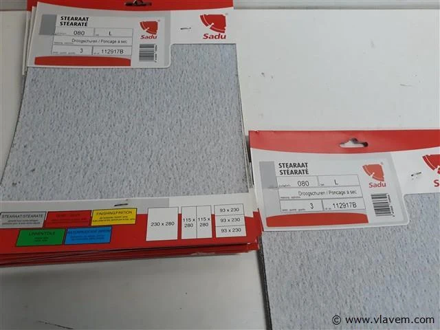 10 x schuurpapier k 80 3 vellen - afbeelding 2 van  2