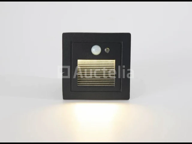 10 x trapverlichting 3w met sensor - ip65 - 3000k warm wit (ly03) - afbeelding 1 van  4