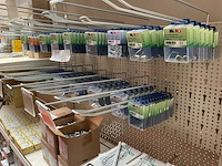 100 doosjes met nagels - afbeelding 1 van  8