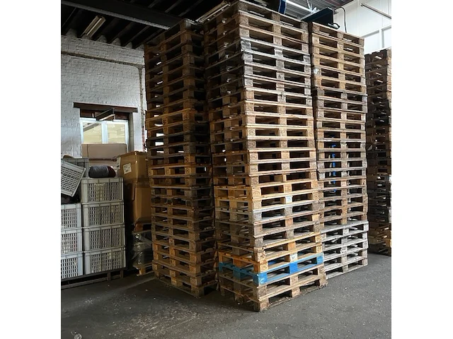 100 europalletten - afbeelding 1 van  3